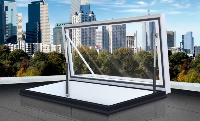 Roof hatch with glass