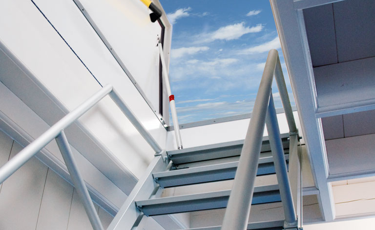 roof_hatch_with_fixed_stairs_large2.jpg